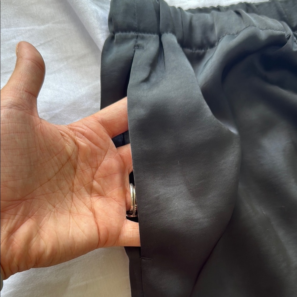 Banana Republic Black Wide Leg Pants - Picture 3 of 6